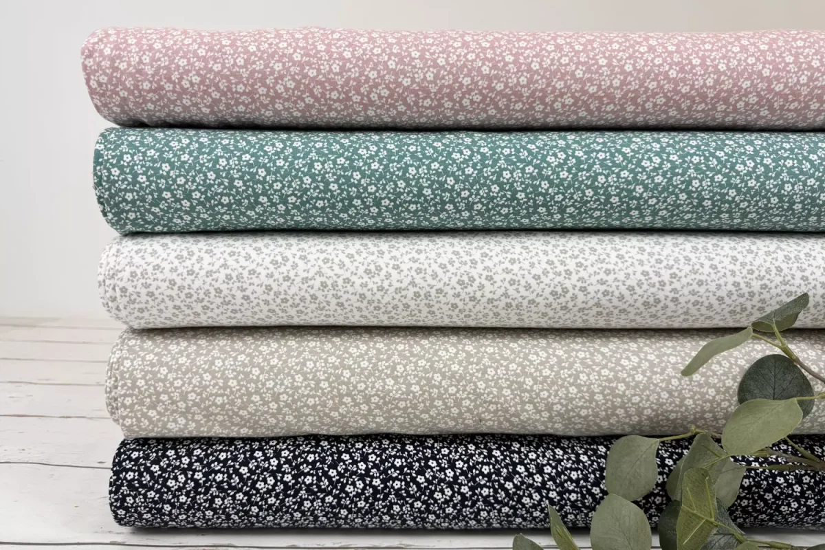 Jersey Stoff – Blumenwiese mit kleinen Blümchen in marineblau – Öko Tex 100 – Bild 4